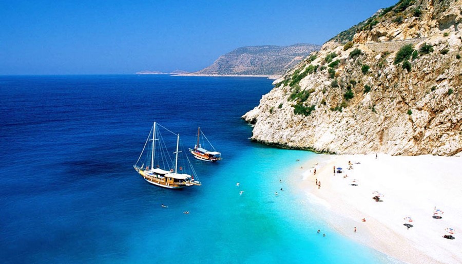 La Riviera Turque Summer 2026